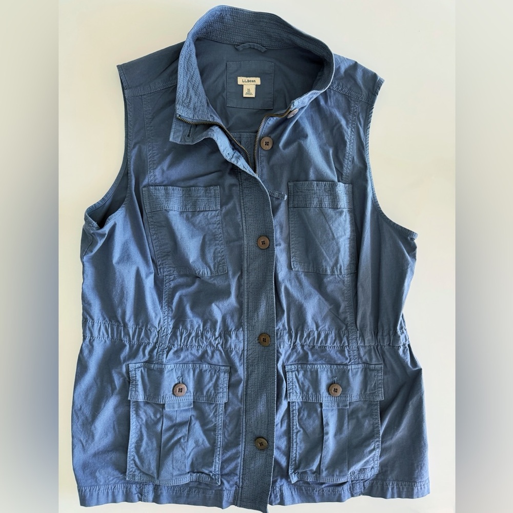 LL Bean women’s navy expedition cotton vest XL